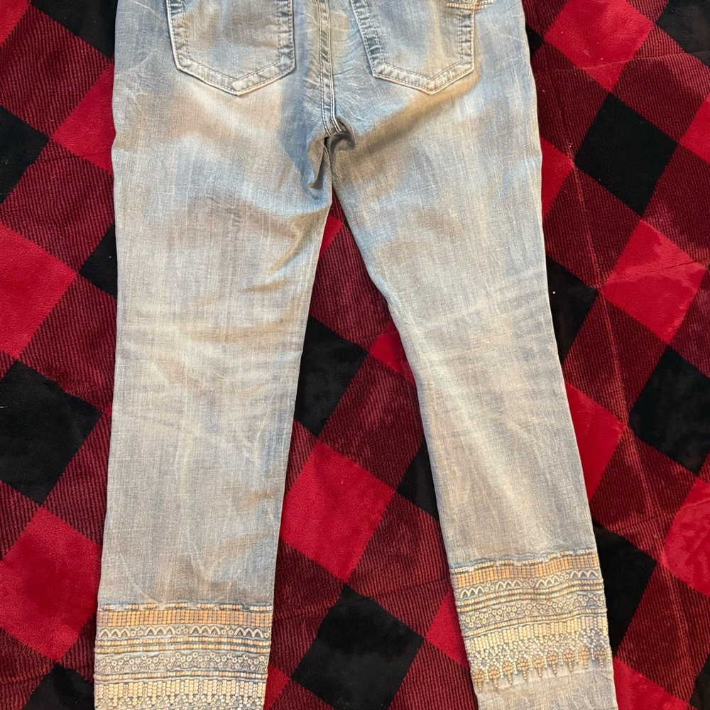 Miss Me Light Blue Cropped Jeans with Embroidered Ankles